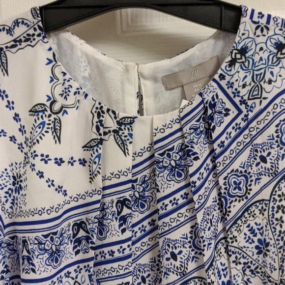 NWT H&M sleeveless porcelain pattern dress Sz 2 - Picture 3 of 5